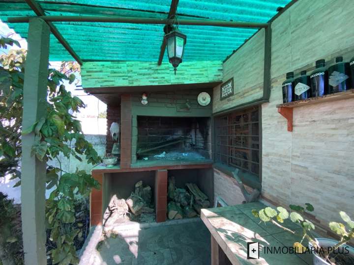 Casa en venta en Víctor Manuel, Montevideo