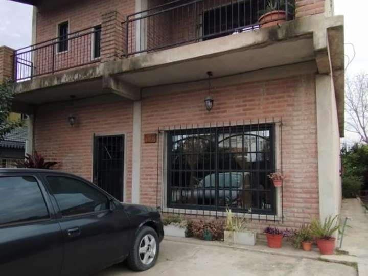 Casa en venta en Evaristo Carriego, 628, Ingeniero Budge