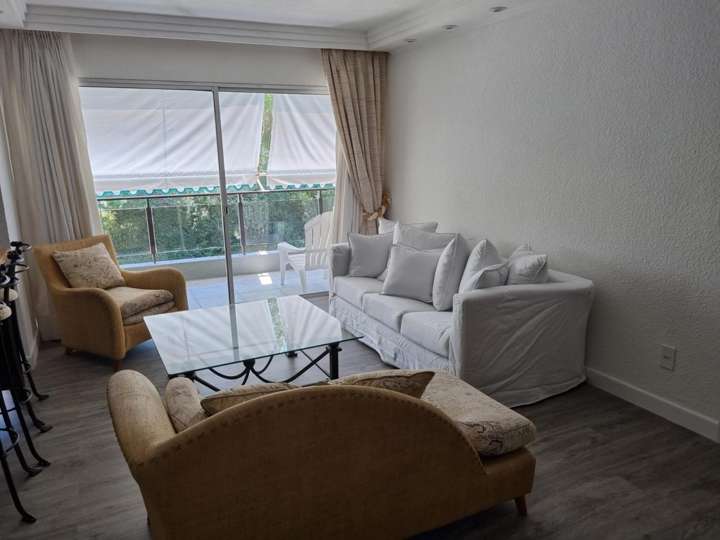 Apartamento en venta en Punta Del Este