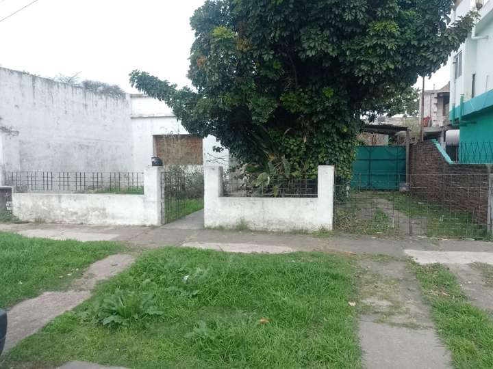 Casa en venta en 172 - Roldán, 1582, José León Suárez