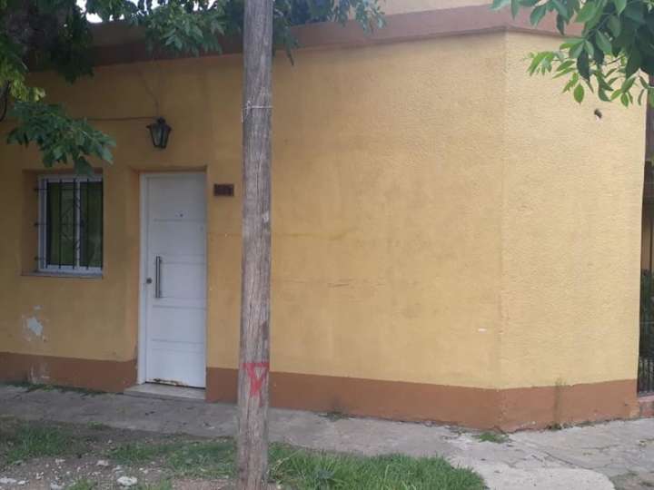 Edificio en alquiler en Lobos, 2049, Buenos Aires