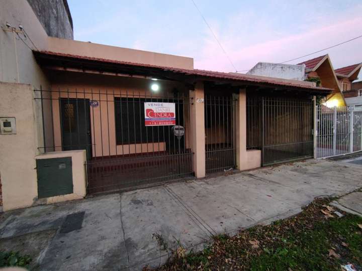 Casa en venta en Boquerón, 342, Buenos Aires
