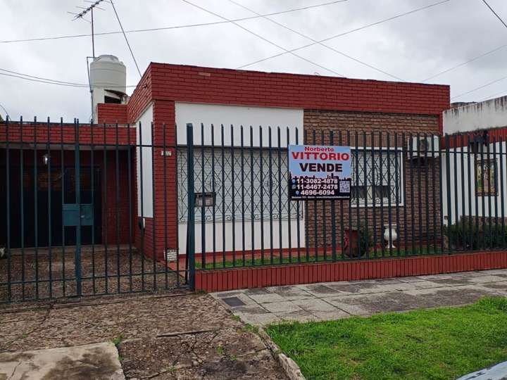Casa en venta en Santa Teresa, 1073, Buenos Aires