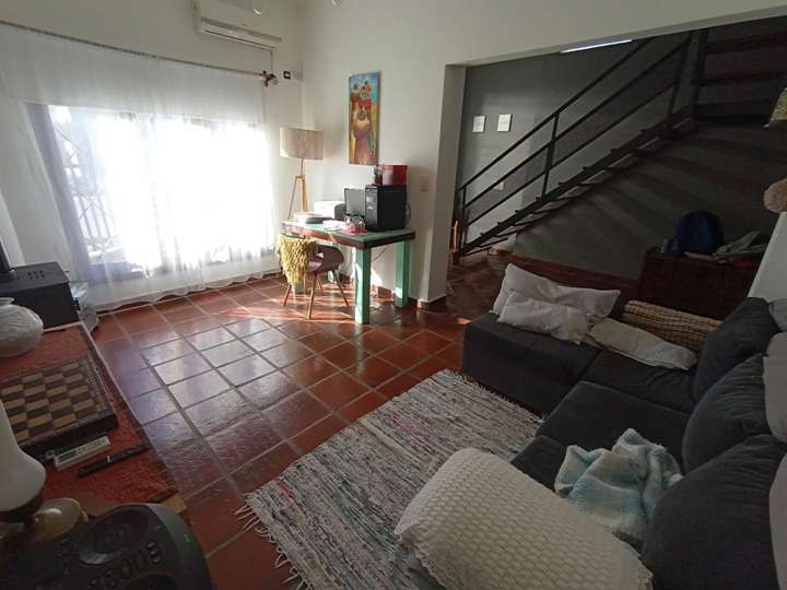 Casa en venta en Obispo Miguel Raspanti, 302, Haedo