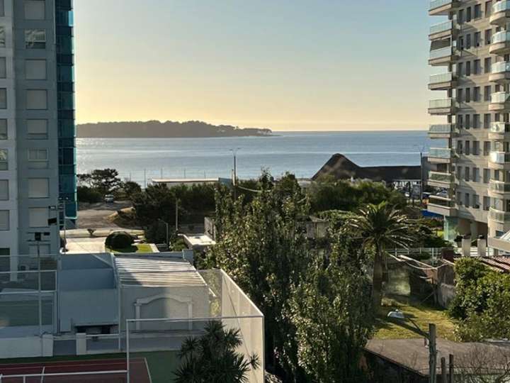 Apartamento en venta en Punta Del Este