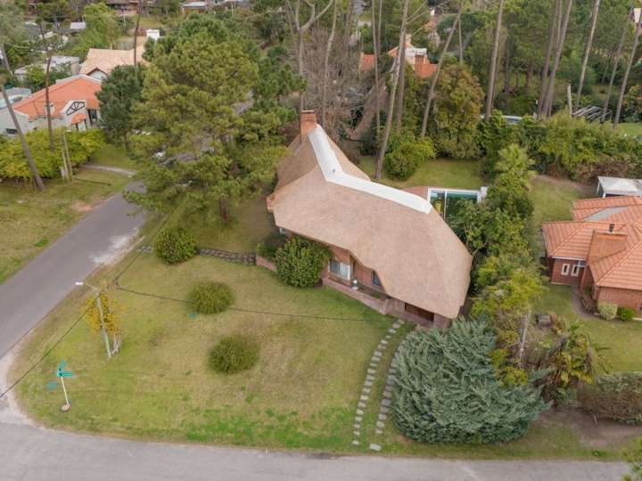 Casa en venta en Pinares, Maldonado