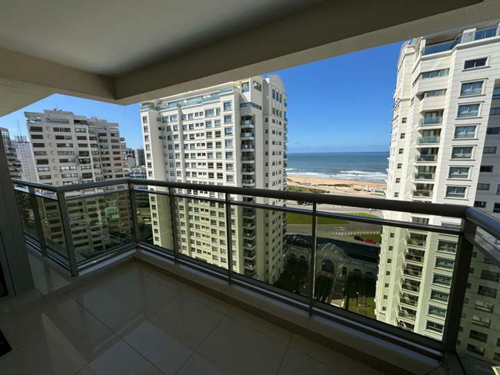 Apartamento en venta en Punta Del Este