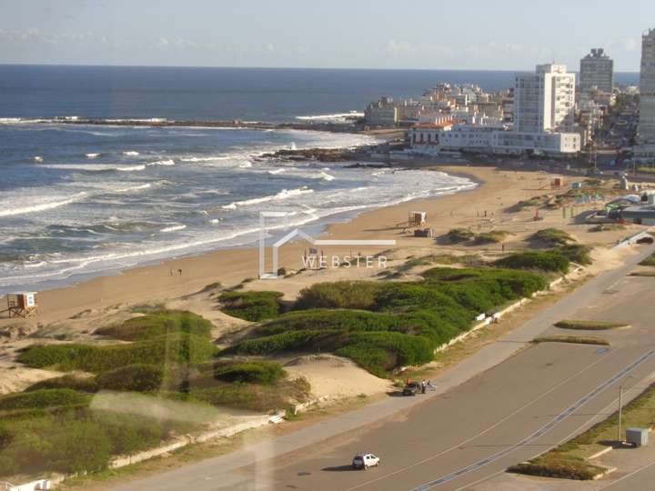 Apartamento en alquiler en Punta Del Este