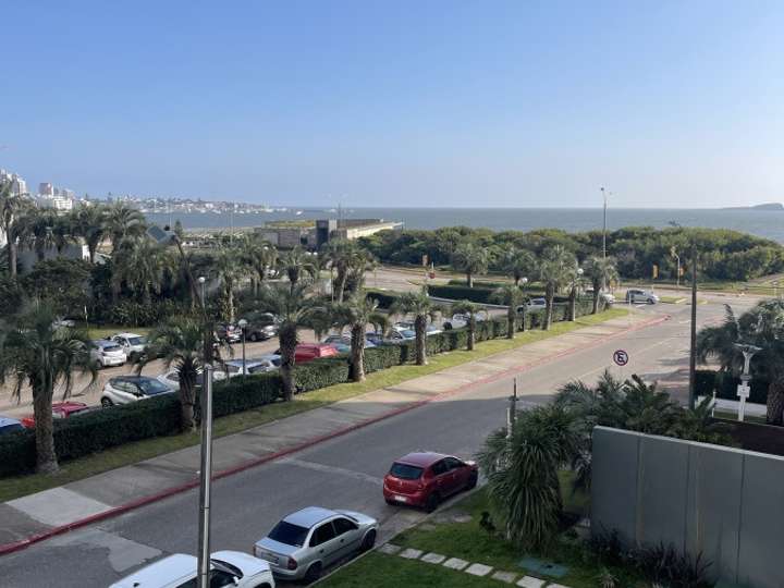 Apartamento en venta en Punta Del Este