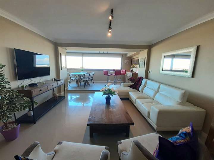 Apartamento en venta en Punta Del Este
