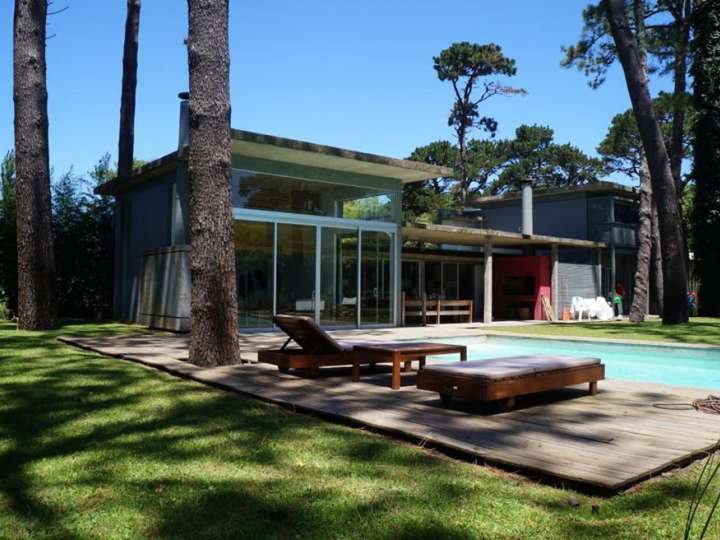 Casa en alquiler en Punta Del Este