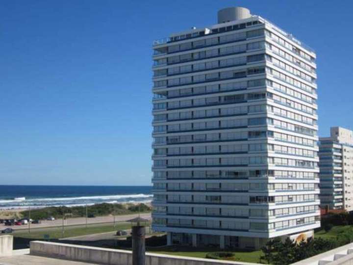 Apartamento en venta en Punta Del Este