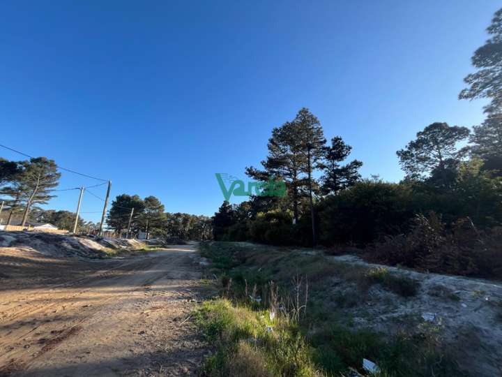 Terreno en venta en Lomas de Solymar, Canelones