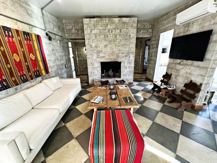 Casa en venta en Pinares, Maldonado