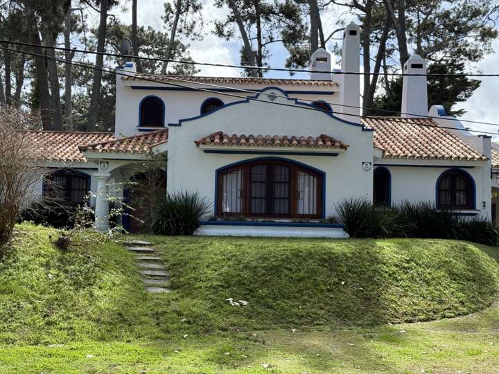 Casa en venta en Carrasco, Punta Del Este