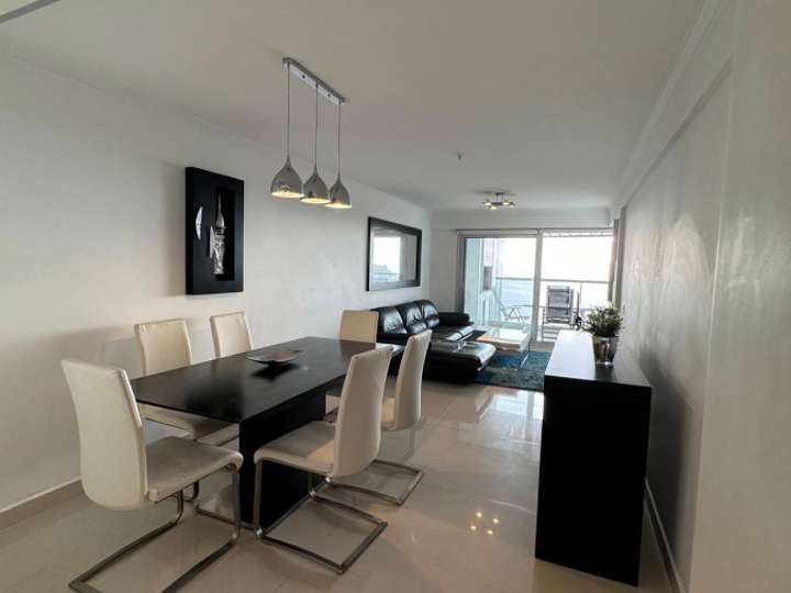 Apartamento en venta en Punta Del Este