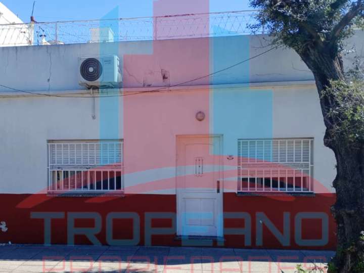 Edificio en venta en Sebastián Gaboto, 589, La Tablada