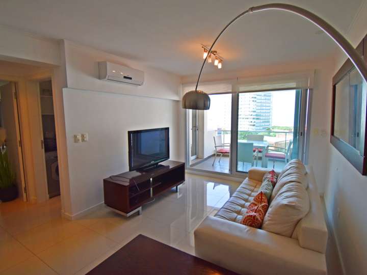 Apartamento en venta en Biarritz, Punta Del Este