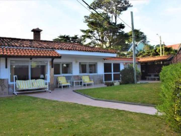 Casa en alquiler en Punta Del Este