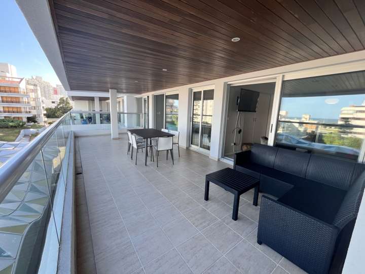 Apartamento en venta en Punta Del Este