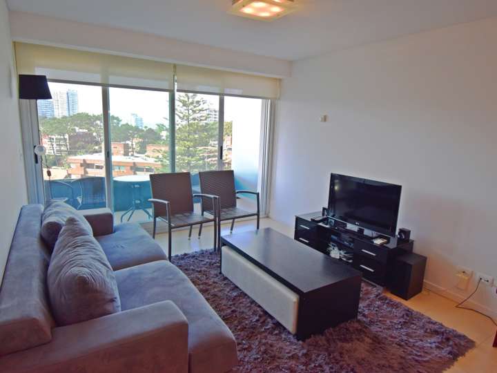 Apartamento en venta en Avenida Francia, Punta Del Este