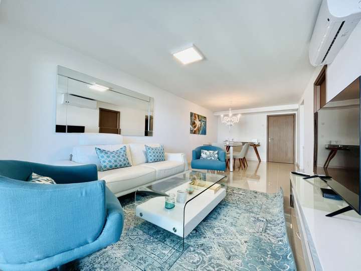 Apartamento en venta en Punta Del Este