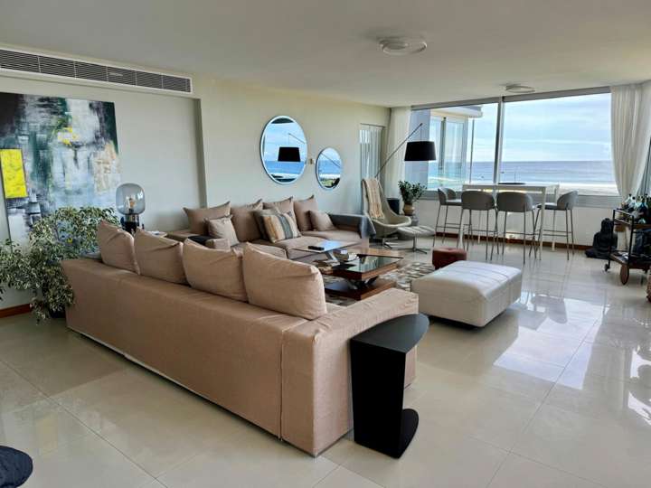 Apartamento en venta en Punta Del Este