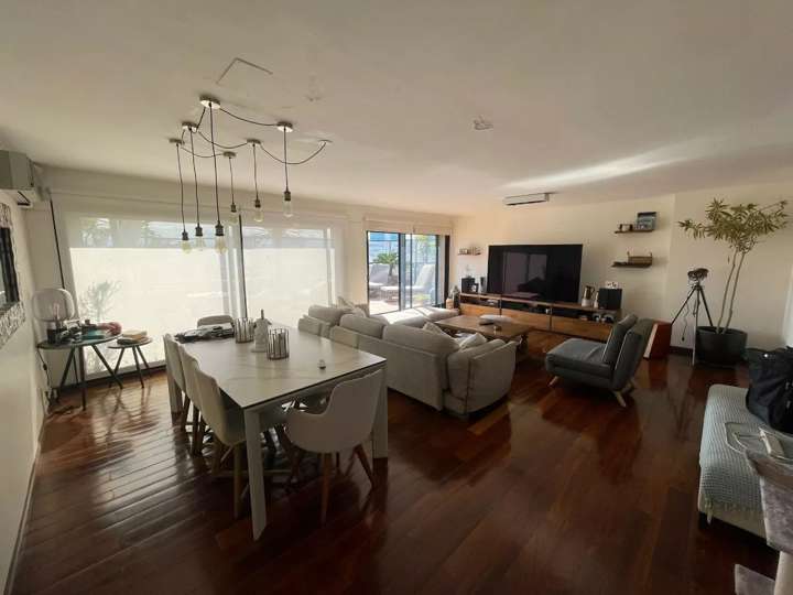 Apartamento en venta en Bulevar 26 de Marzo, Montevideo