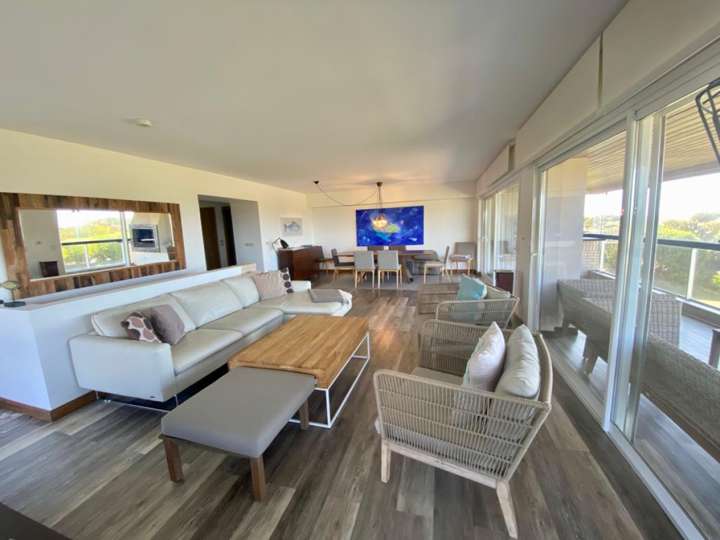 Apartamento en venta en Punta Del Este
