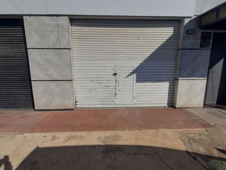 Comercial / Tienda en alquiler en Rolland, Villa Tesei