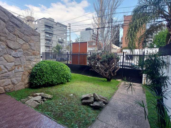 Casa en venta en Mariano Moreno, 523, Buenos Aires