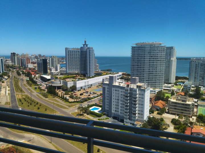 Apartamento en venta en Punta Del Este