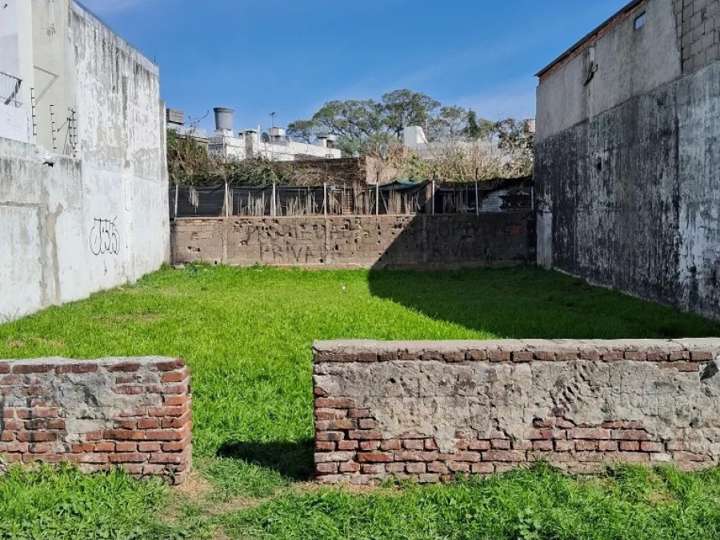 Terreno en venta en Guayrá, Montevideo