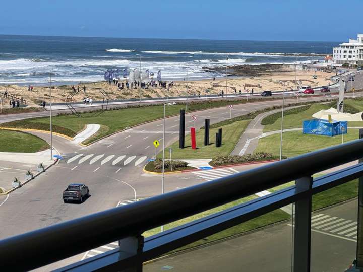 Apartamento en venta en Punta Del Este