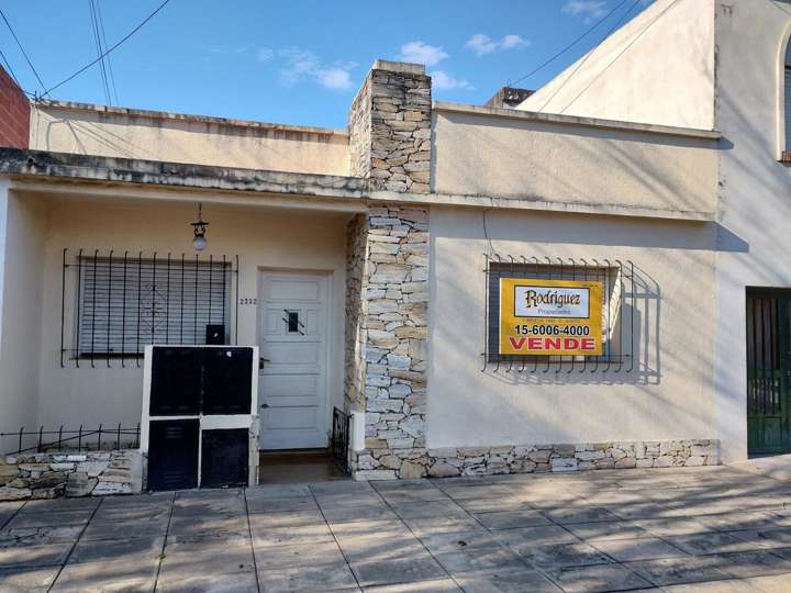 Edificio en venta en Buchardo, 2376, Villa Luzuriaga