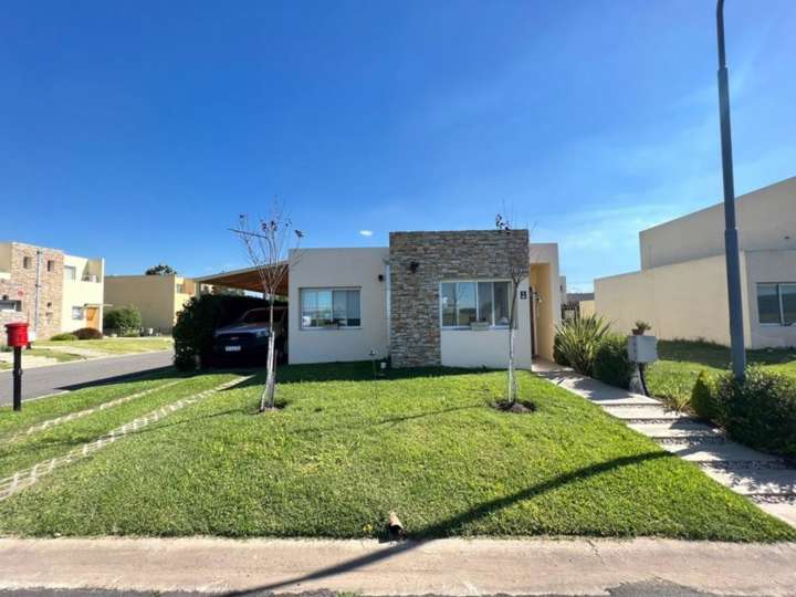 Casa en venta en Avenida V. Fair, El Jagüel