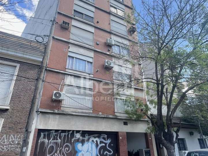 Departamento en venta en Remedios de Escalada de San Martín, 135, Haedo