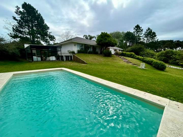 Casa en venta en Avenida Louis Pasteur, Maldonado