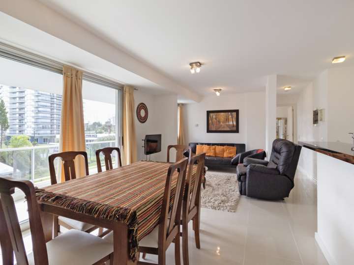 Apartamento en venta en Punta Del Este