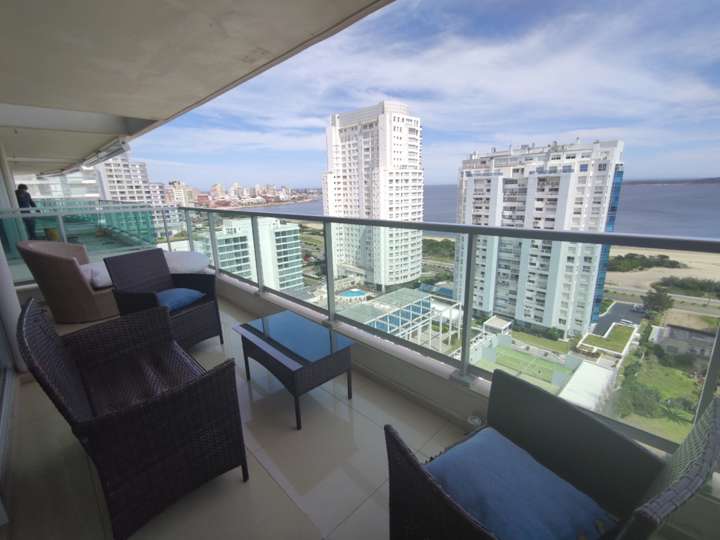 Apartamento en venta en Punta Del Este