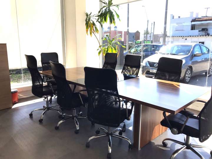 Comercial / Tienda en alquiler en Barrio Sur, Montevideo