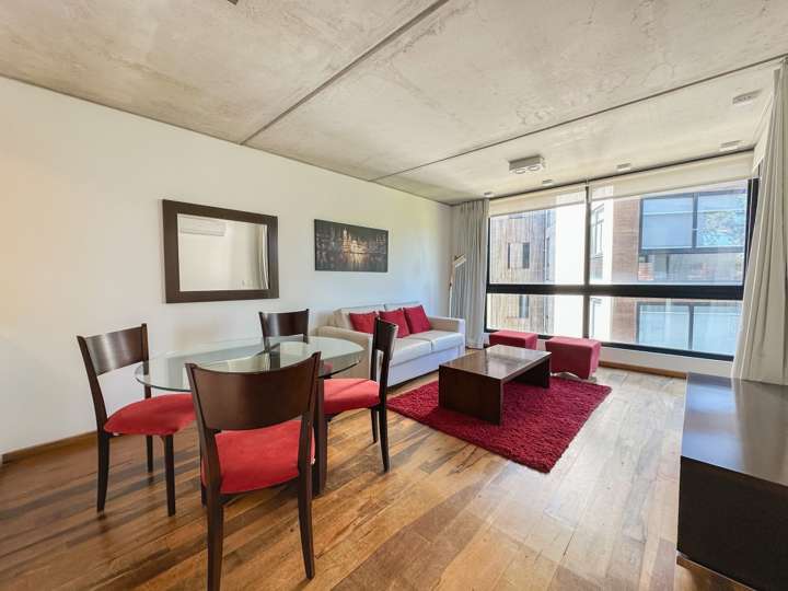 Apartamento en venta en Avenida Orlando Pedragosa Sierra, Punta Del Este