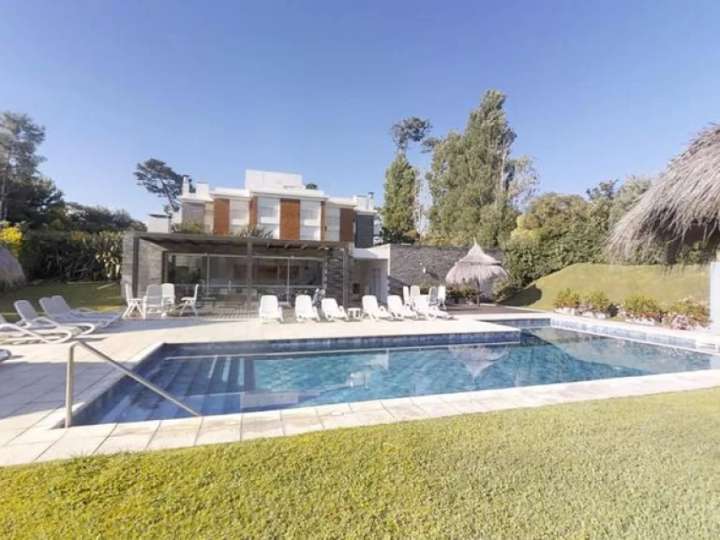 Apartamento en venta en Punta Del Este