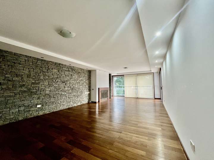 Apartamento en alquiler en Carrasco, Montevideo