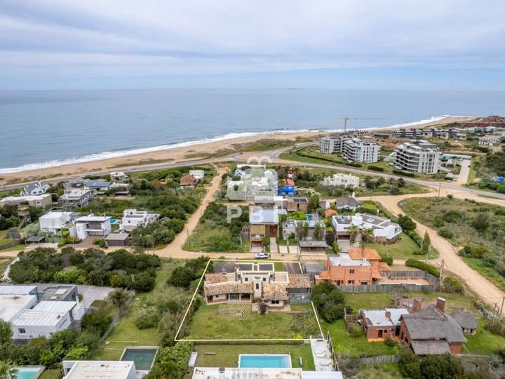 Casa en venta en Rambla General Artigas, Punta Del Este