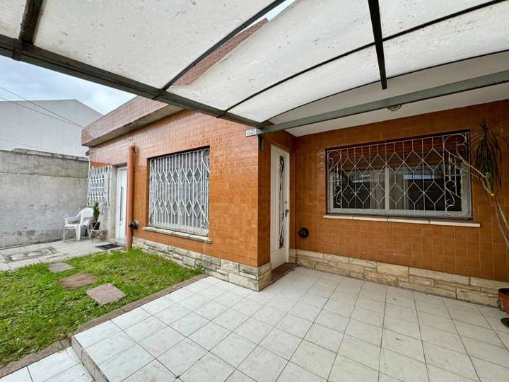 Casa en venta en Santander, 1241, Buenos Aires