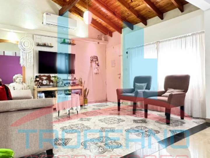 Casa en venta en Limay, 230, La Tablada