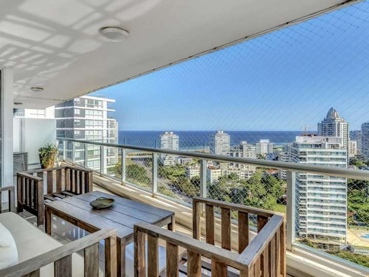 Apartamento en venta en Punta Del Este