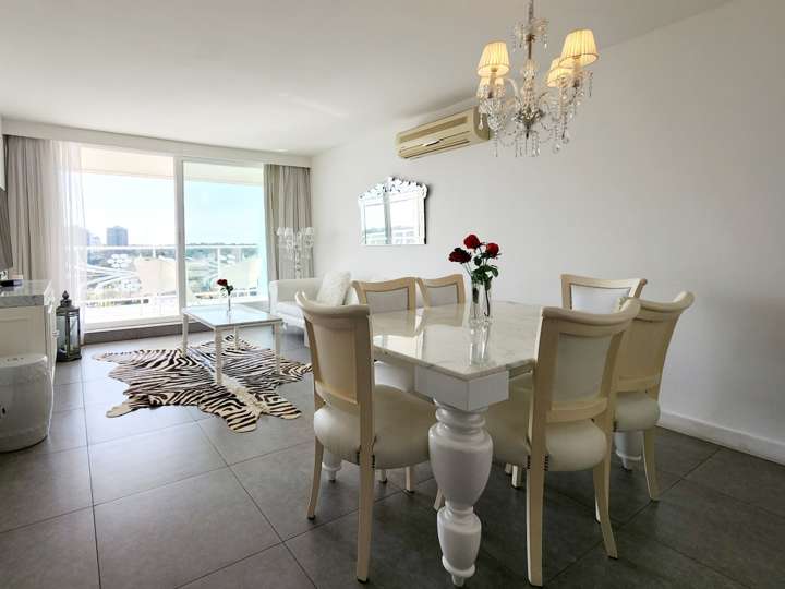 Apartamento en venta en Avenida Franklin Delano Roosevelt, Punta Del Este