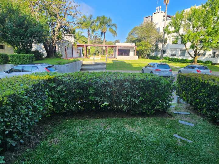 Apartamento en alquiler en Carrasco, Montevideo